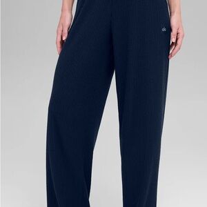 ALO Yoga Navy Ribbed Wide-Leg Knit Pants